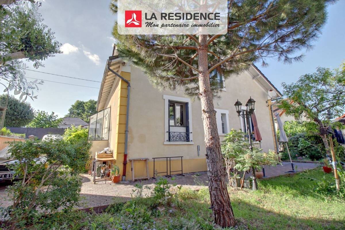 Maison à CONFLANS-SAINTE-HONORINE