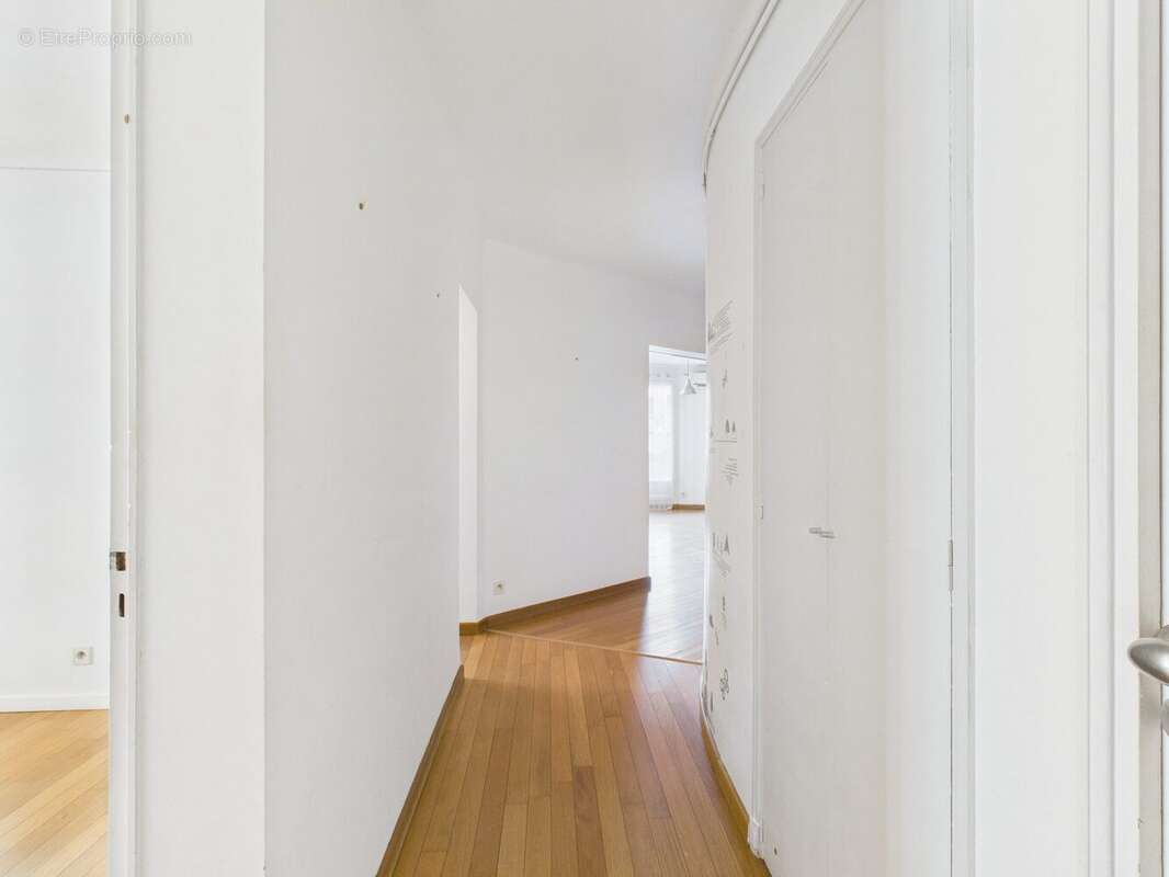 Commerce 91 m² à Avignon  - photo 7