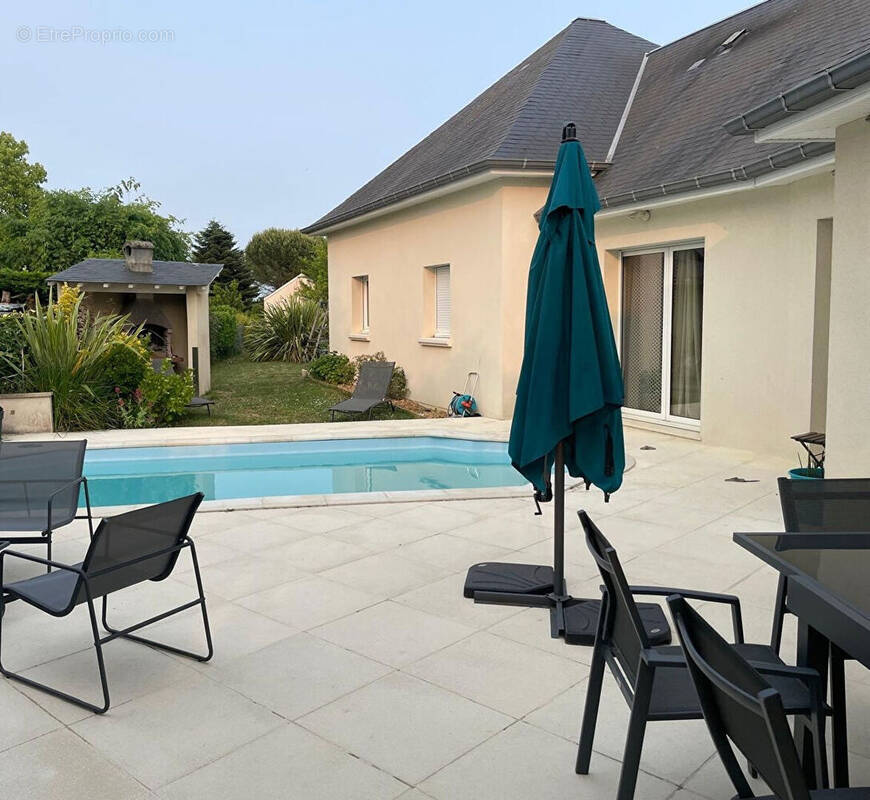 Maison à NOTRE-DAME-D'OE