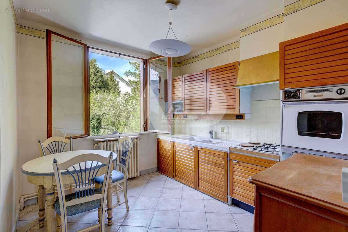 Appartement à CHAVILLE