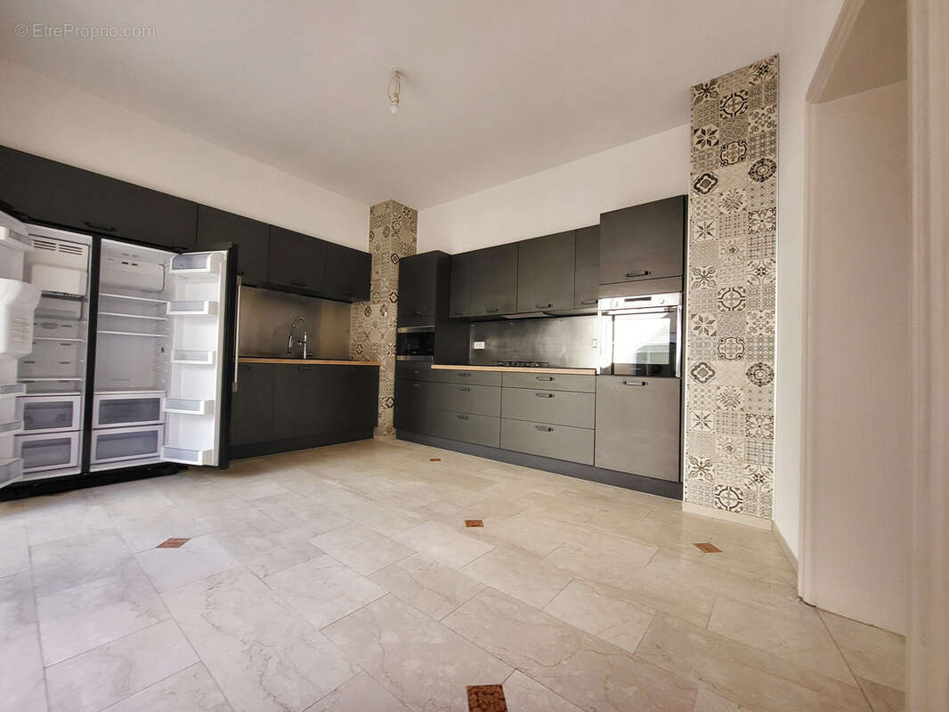 Maison à SAINT-LAURENT-D&#039;AIGOUZE