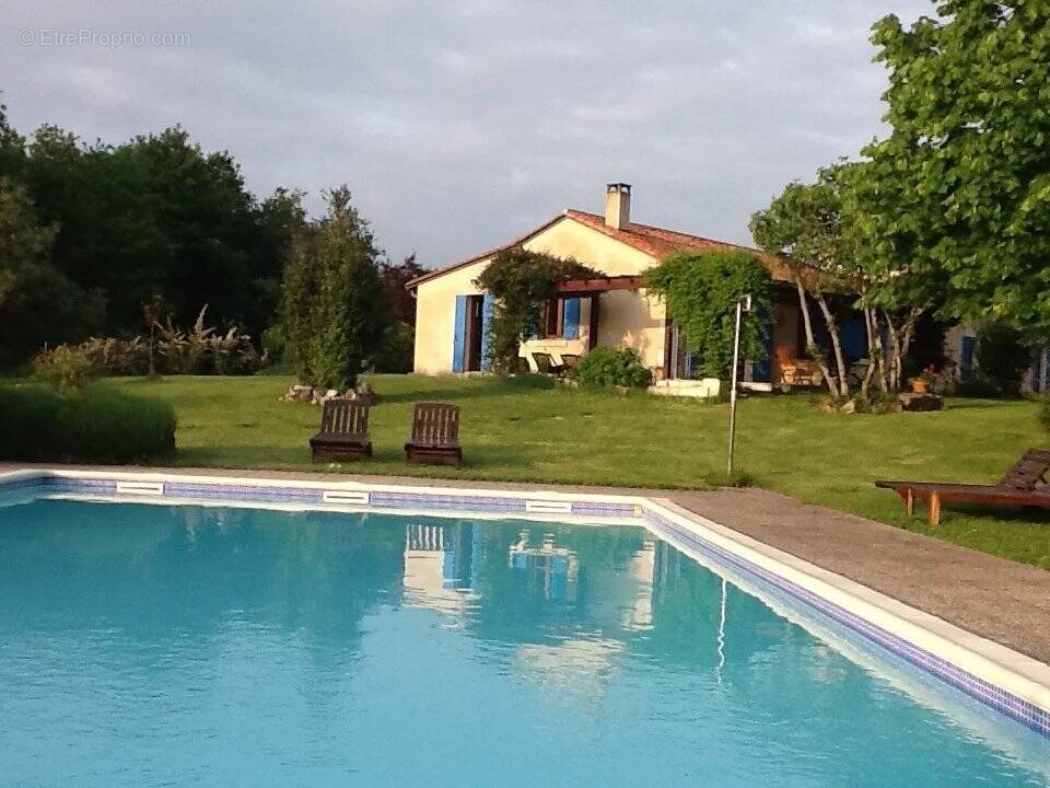 Maison à SAINT-PRIVAT-DES-PRES