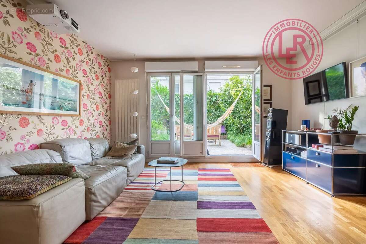 Appartement à PARIS-10E