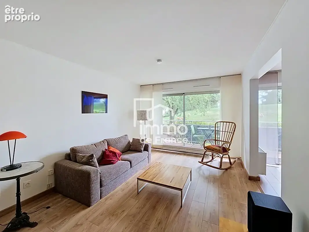 Appartement à PREVESSIN-MOENS