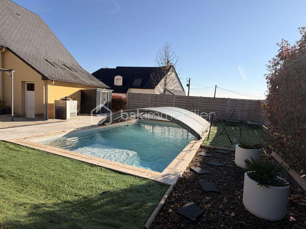 Maison à PORT-BRILLET