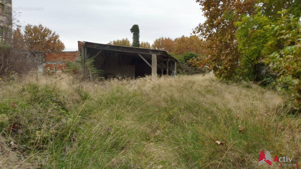 Terrain à ARLES