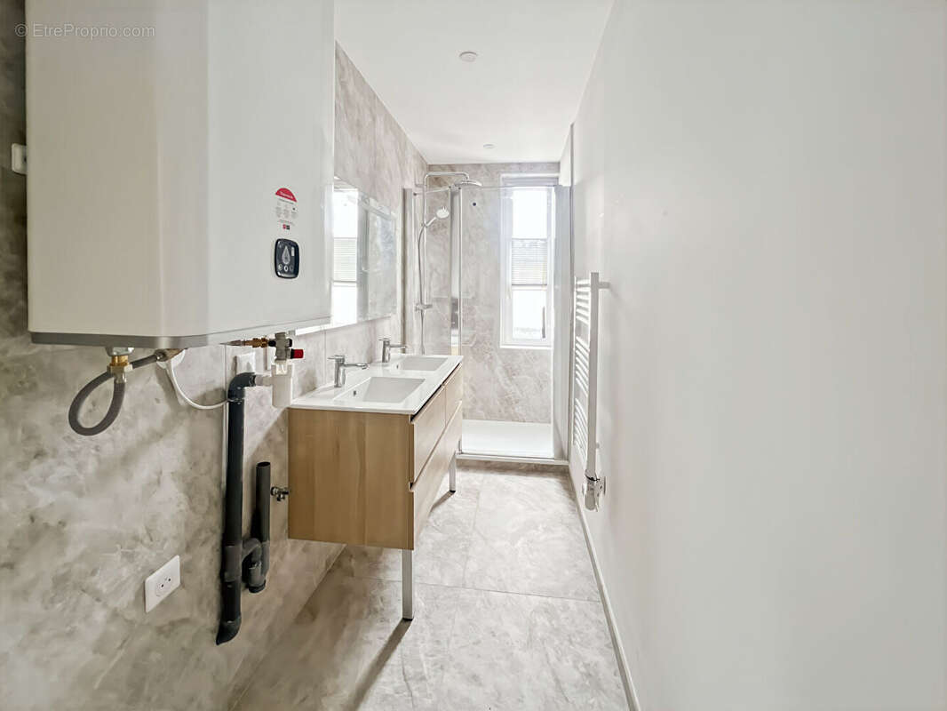 Appartement Paris 4 pièce(s) 91 m2 - photo 10