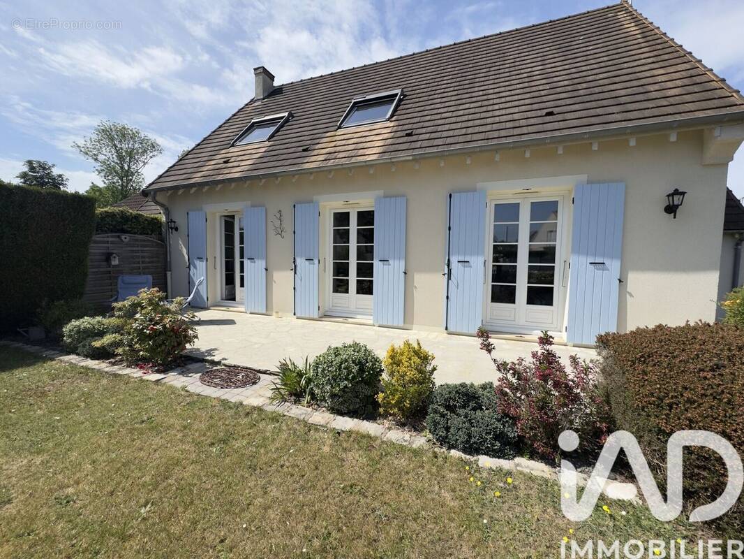 Photo 1 - Maison à LA ROCHETTE