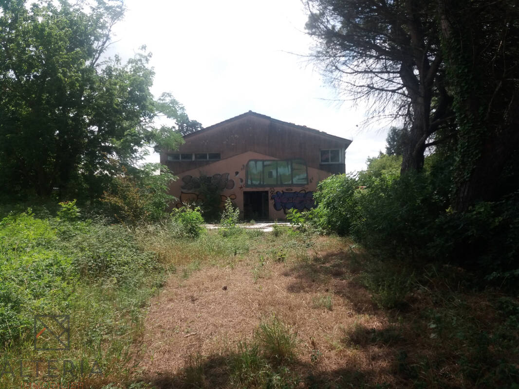 Commerce à CASTANET-TOLOSAN