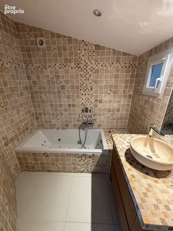 Maison  de type 4/5  avec pisicine / jardin / terrasse  secteur  château  gombert 13013 marseille. - photo 4