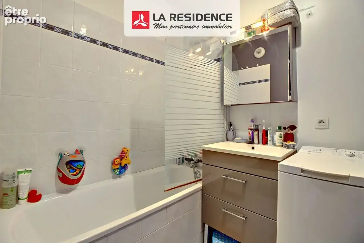 Appartement 76 m² à Acheres  - photo 8