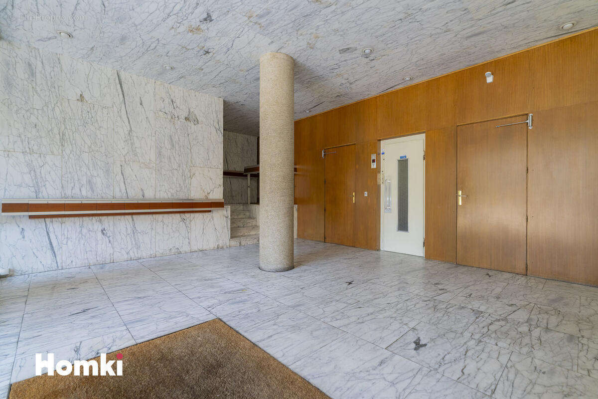 Appartement à MARSEILLE-8E