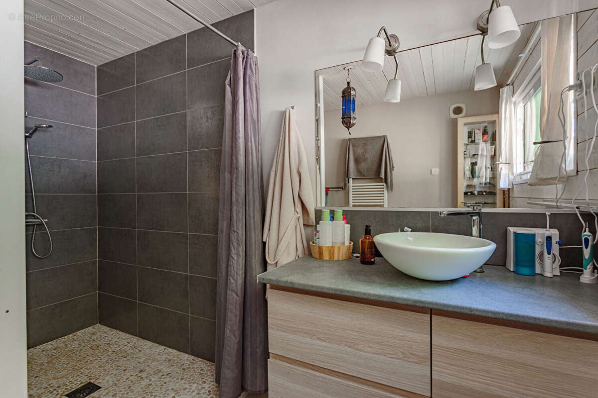 Maison HOSSEGOR LAC RIVE EST - 4 pièces 130 m² avec piscine. - photo 17