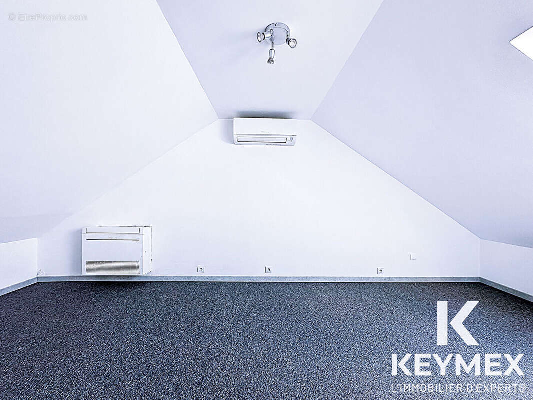 Maison à MERY-SUR-OISE