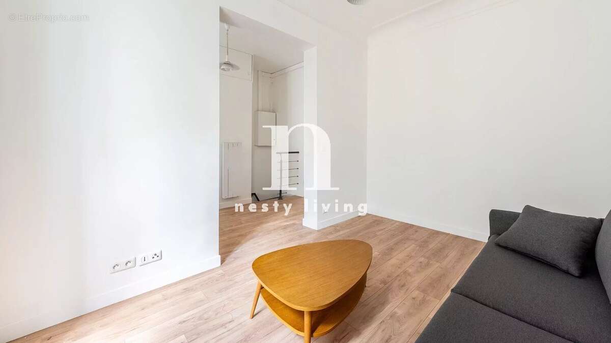Appartement à NEUILLY-SUR-SEINE