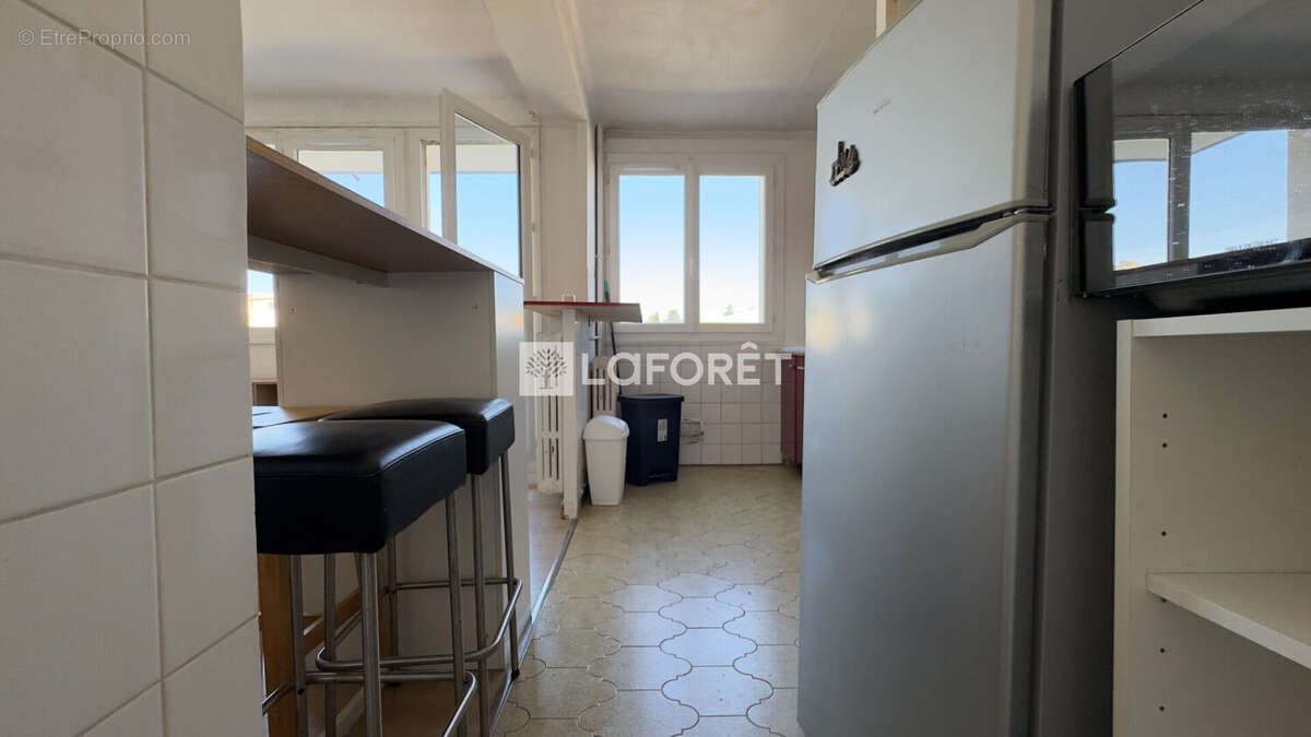 Appartement Castelnau Le Lez 3 pièces 54 m2 - photo 4