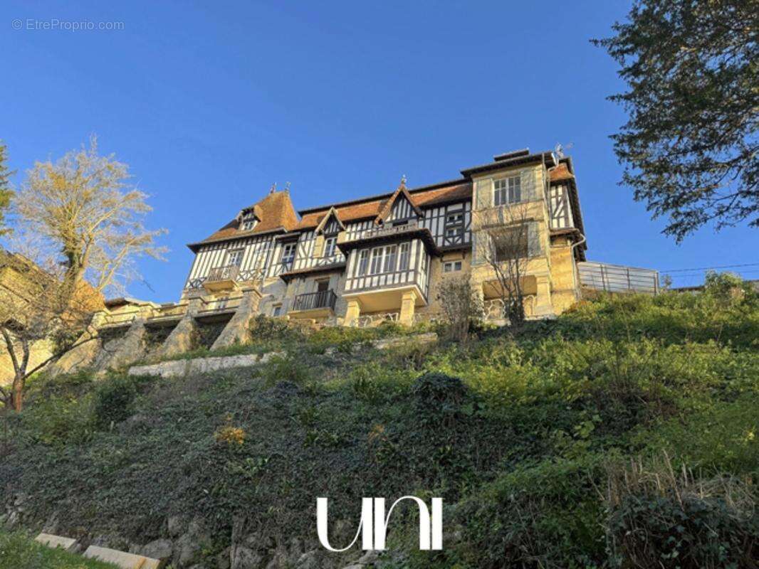 Maison 9 pièces de 280 m2 vue sur l'Orne - CAEN - photo 14