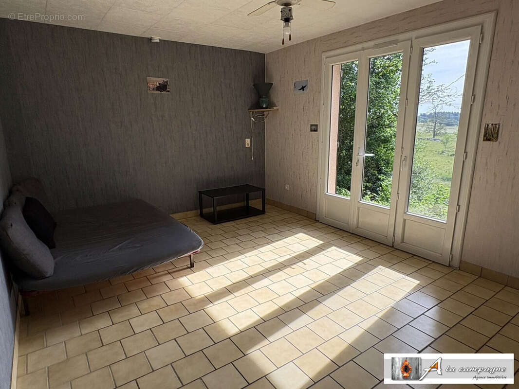 Maison à TERJAT