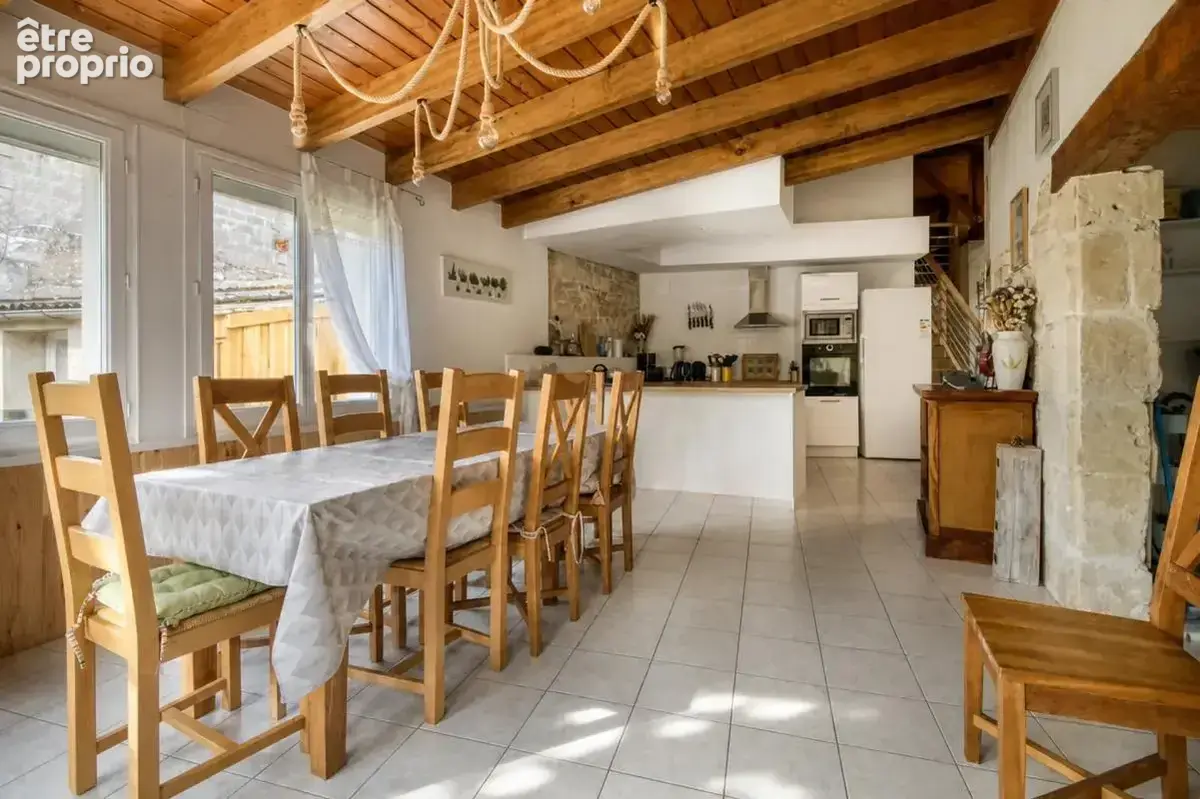 Maison de 5 pièces de 160 m² et Chalet  à Chenac-Saint-Seurin - photo 6