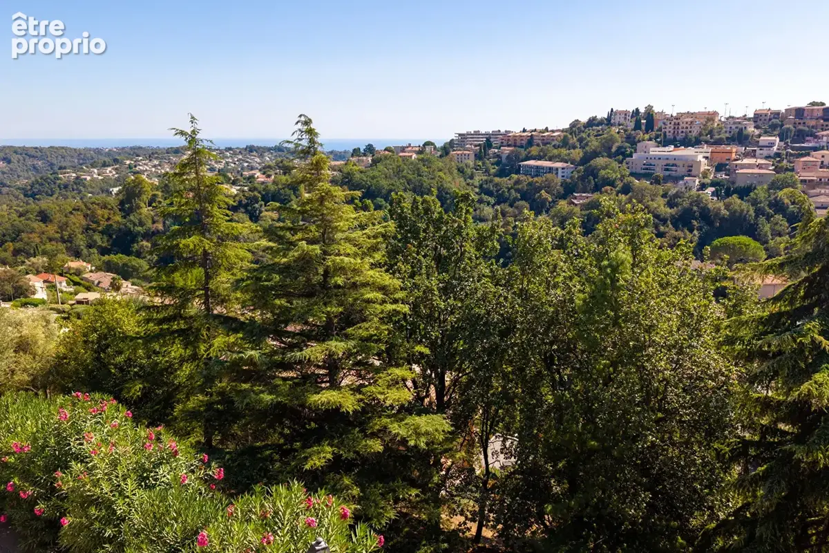 Photo Terrain à Vence au prix de 320 000€