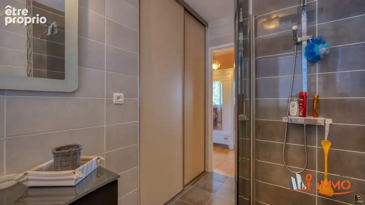 Maison 5 pièces 115 m² à vendre à Saint-Medard-En-Forez (42330) - photo 9