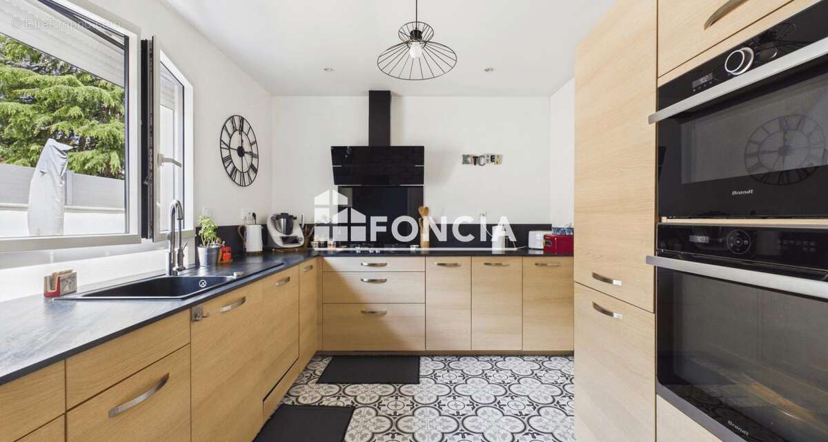 Maison 117 m² à Orgeval  - photo 4