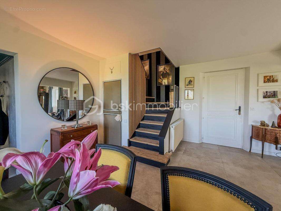 Maison à PONT-L'EVEQUE