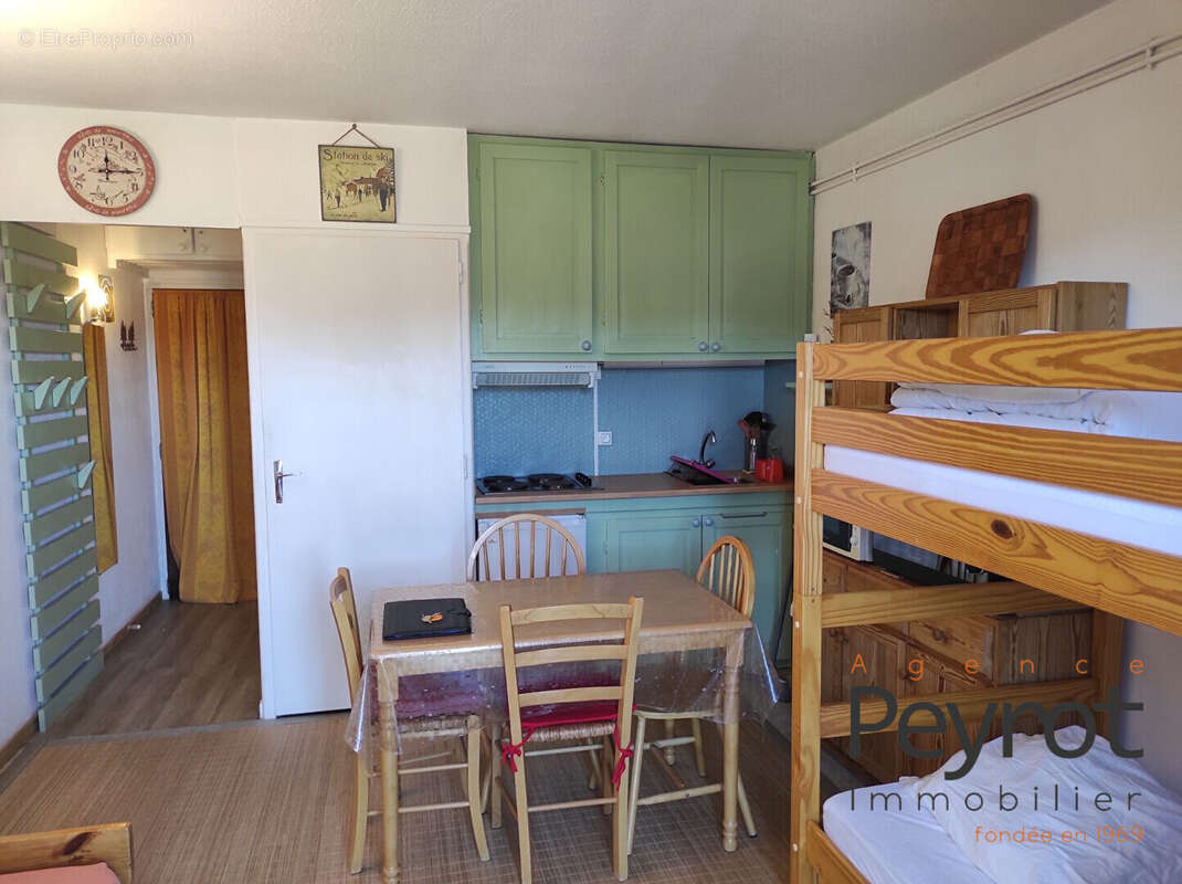 Appartement à LES ANGLES