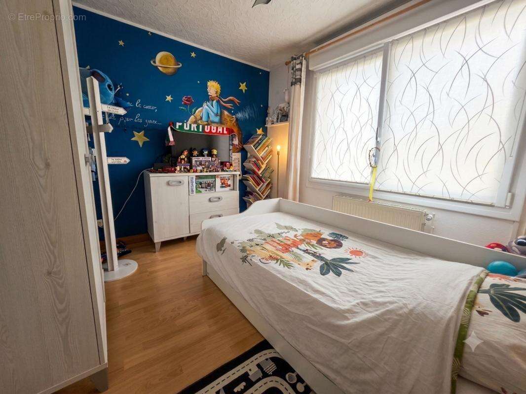 Exclusivité : Charmante Maison "Vanesse" individuelle avec vaste jardin et sous-sol complet ! - photo 5