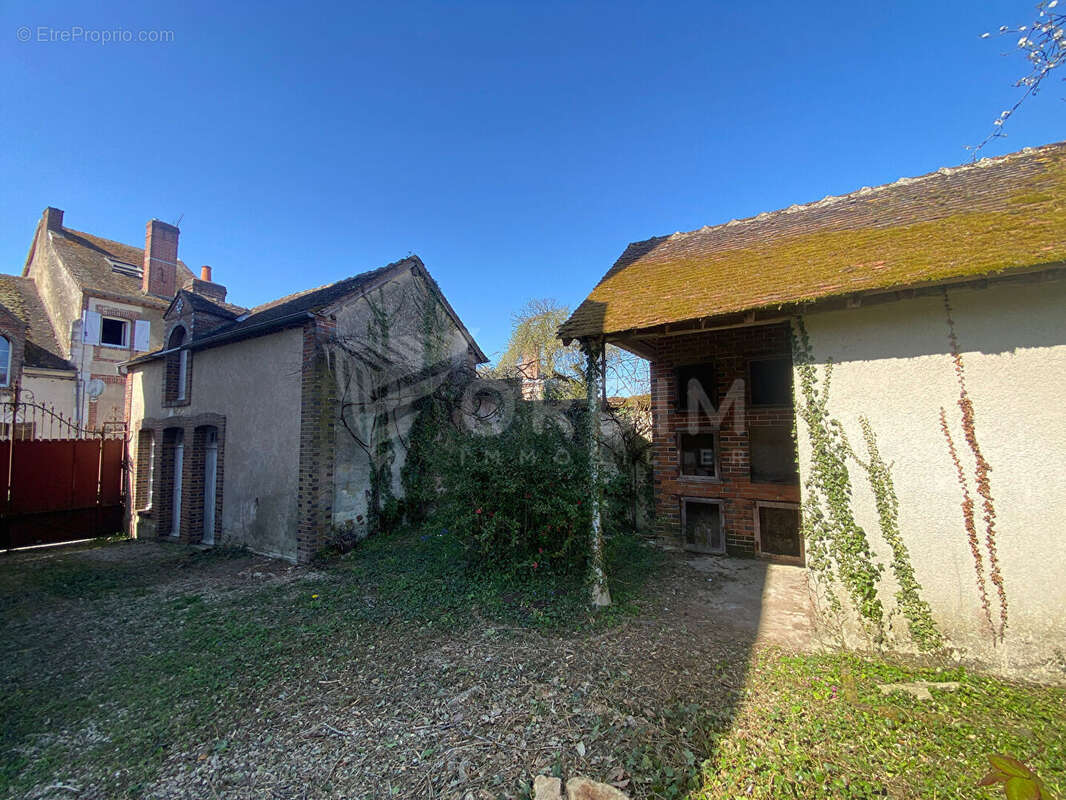 Maison à CHAMPIGNELLES