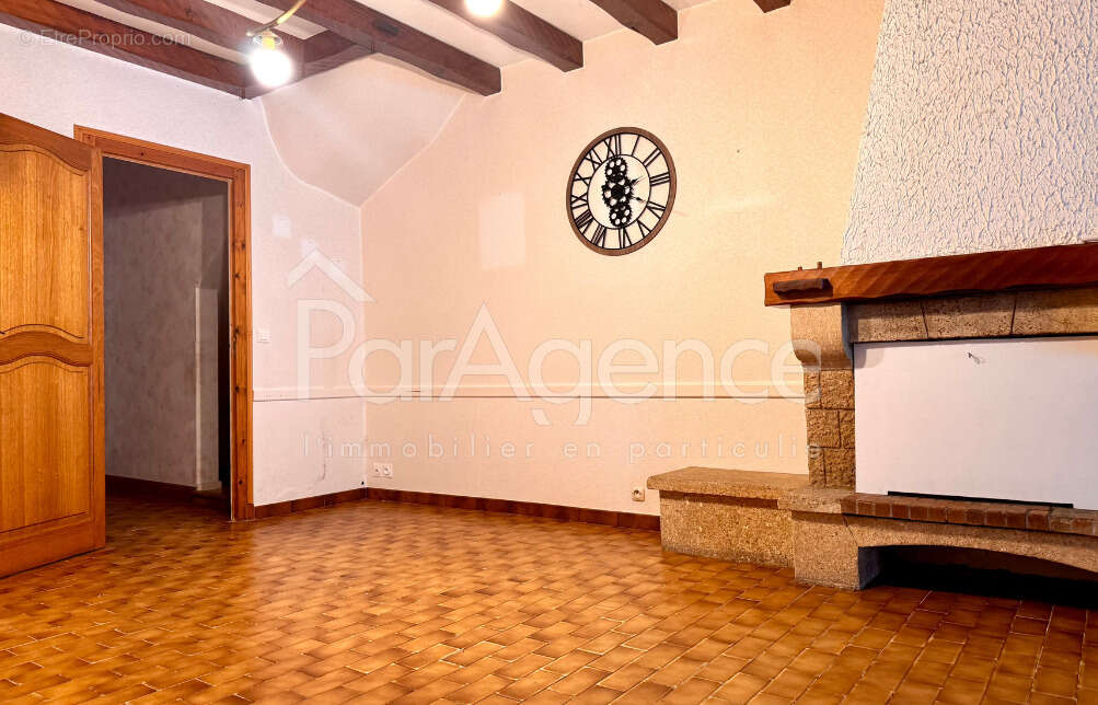 Commerce à VAUX-SUR-MER