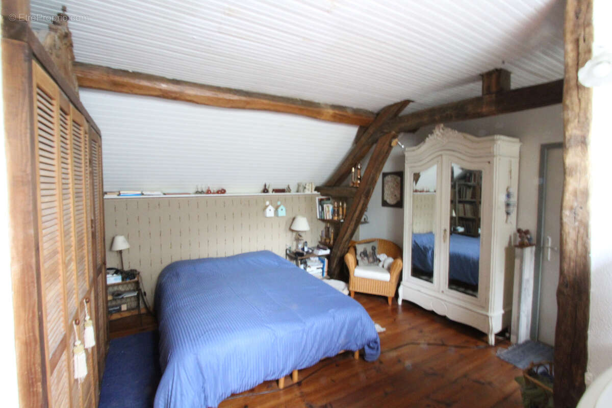 Maison à SAINT-LEGER-LE-PETIT