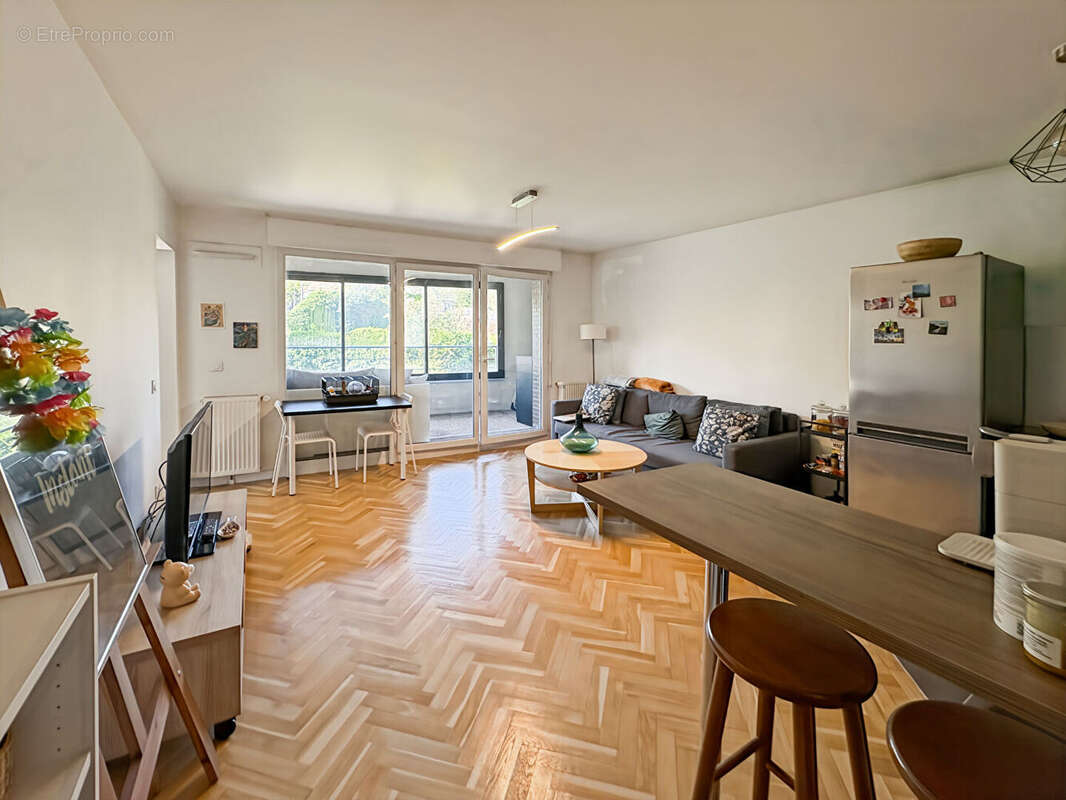 Appartement à ROSNY-SOUS-BOIS