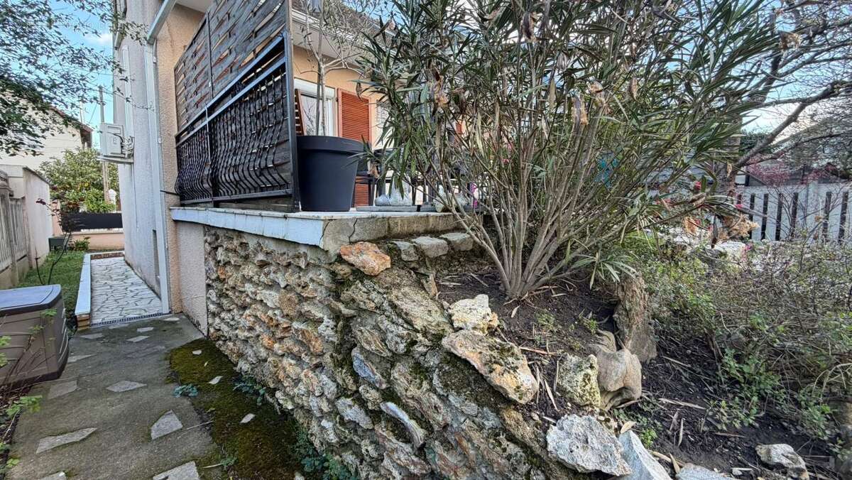 Maison à NEUILLY-SUR-MARNE