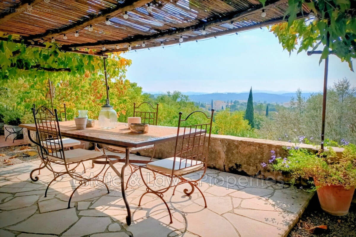 Maison à DRAGUIGNAN