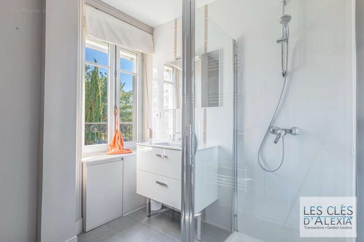 Maison à CALUIRE-ET-CUIRE