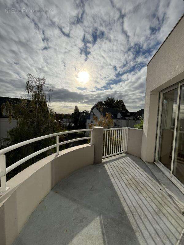 Angers - T4 en duplex avec parking - photo 3