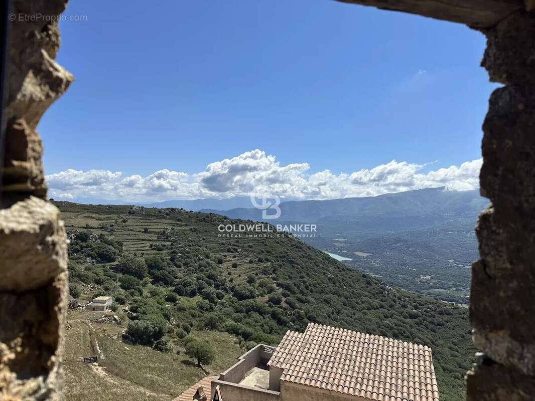 Sant'Antonino - Maison de village à rénover - Terrasses & vue montagne - photo 15