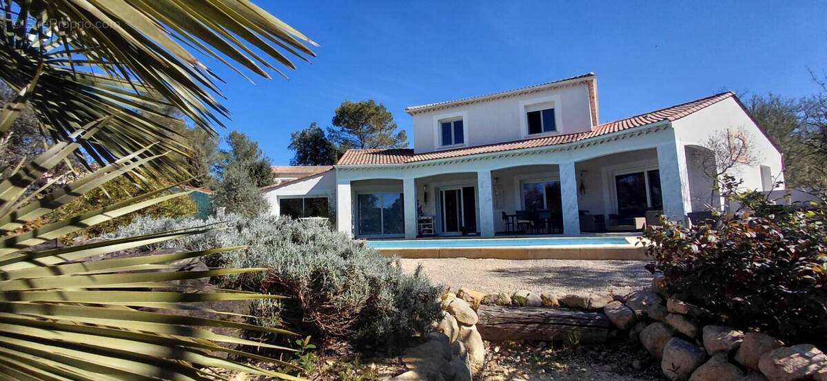 Maison à BOISSET-ET-GAUJAC