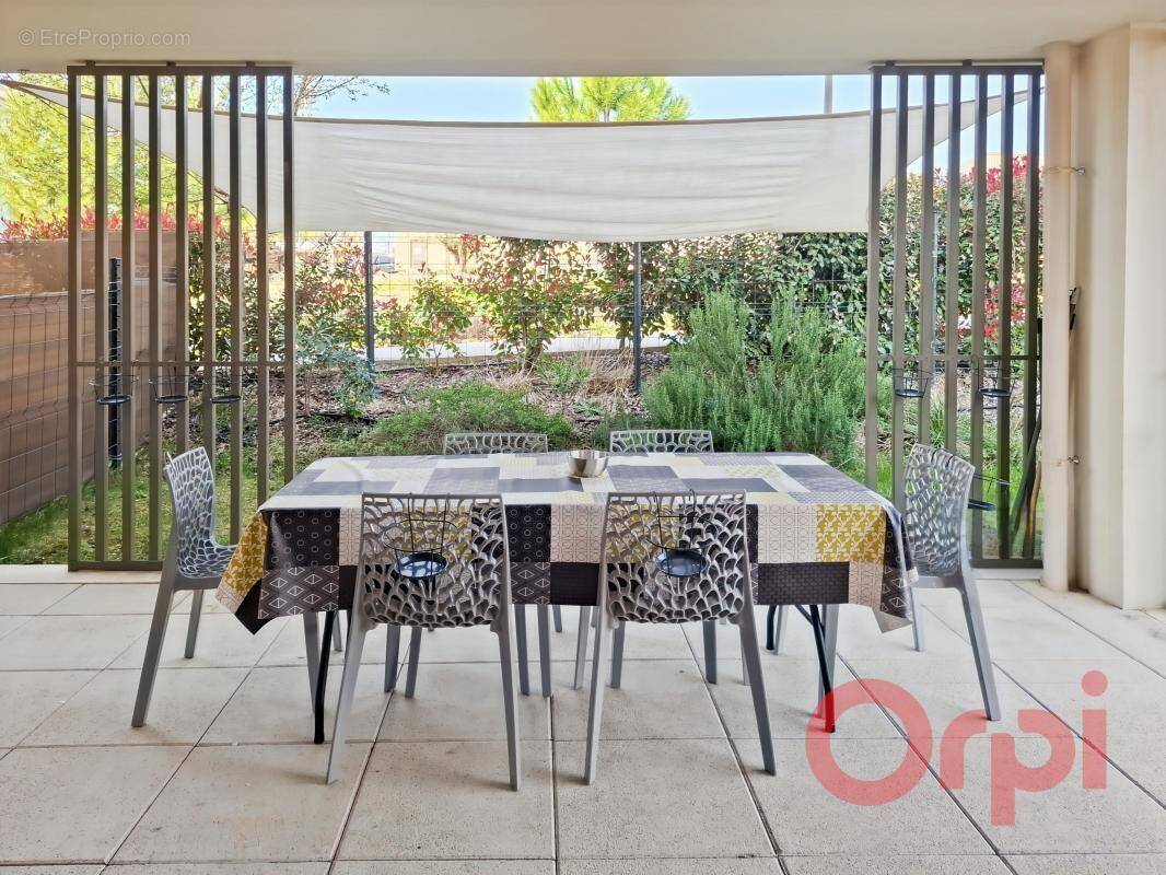 Appartement à VENELLES