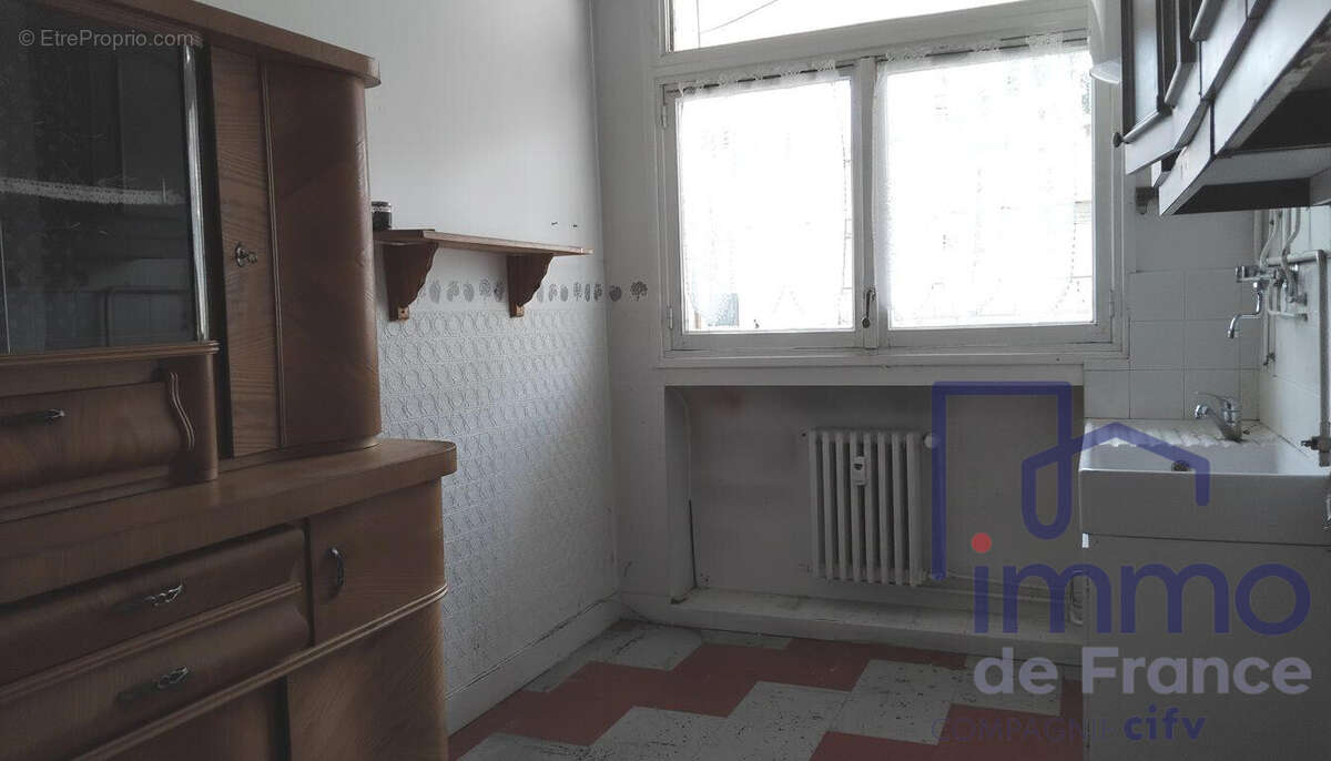 Appartement à SAINT-ETIENNE