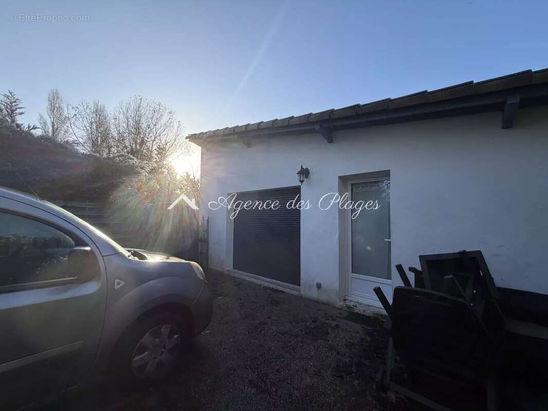 Maison à MESCHERS-SUR-GIRONDE