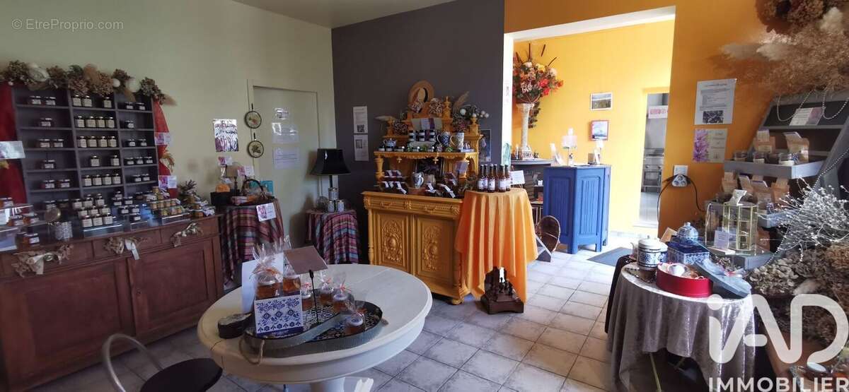 Maison 84 m² à Charroux  - photo 2
