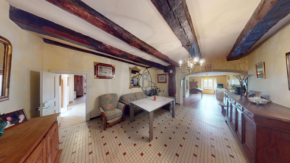 Maison à MIRANDOL-BOURGNOUNAC