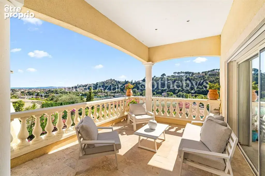 Villa néo-provençale avec piscine et vue mer à Cagnes-sur-Mer - photo 3
