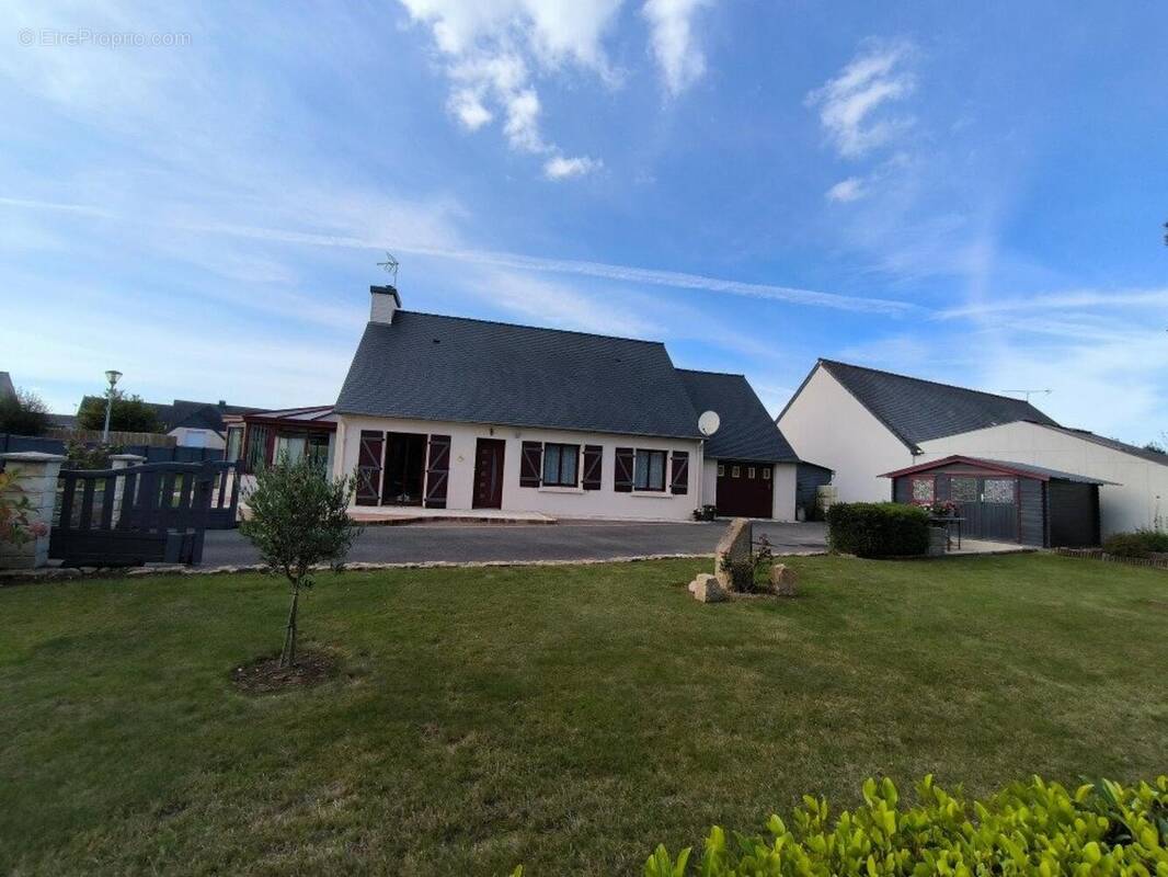 Photo 1 - Maison à TREZENY