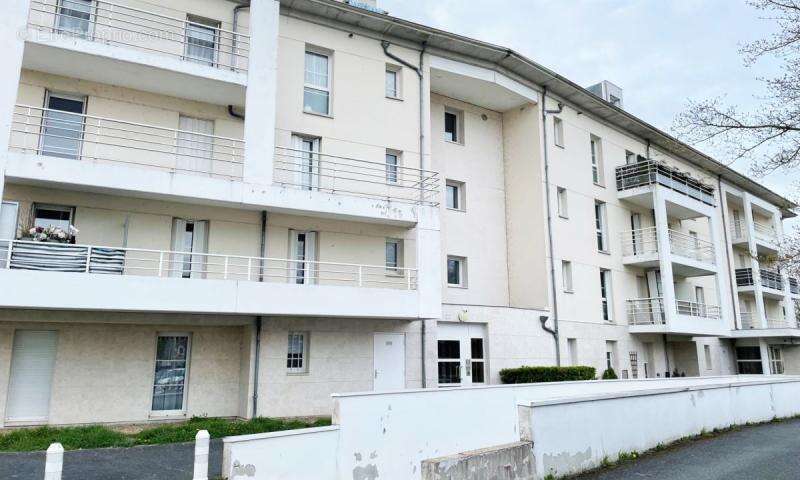 Appartement à SAINT-JEAN-DE-BRAYE