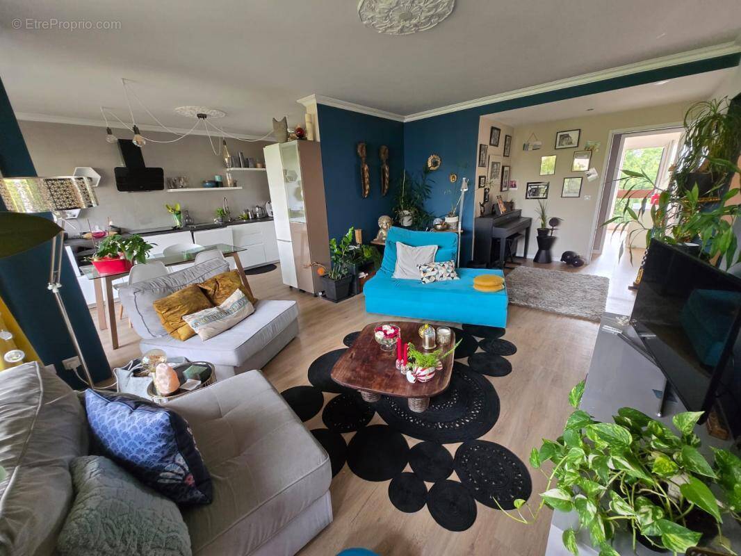 Appartement à SEYNOD