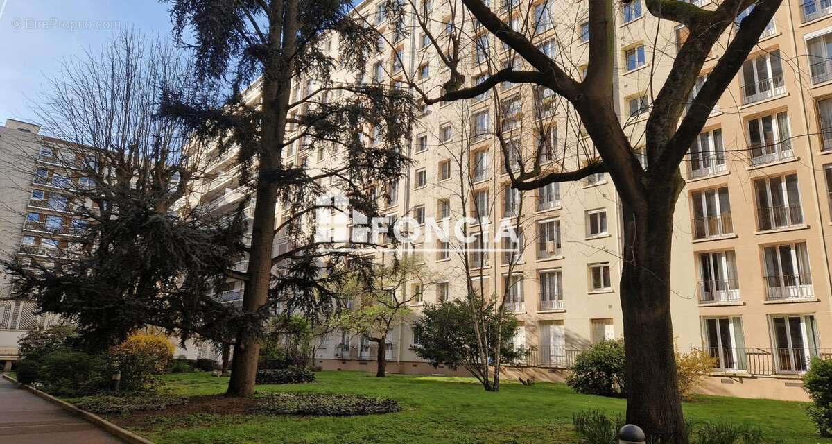 Appartement à PARIS-12E