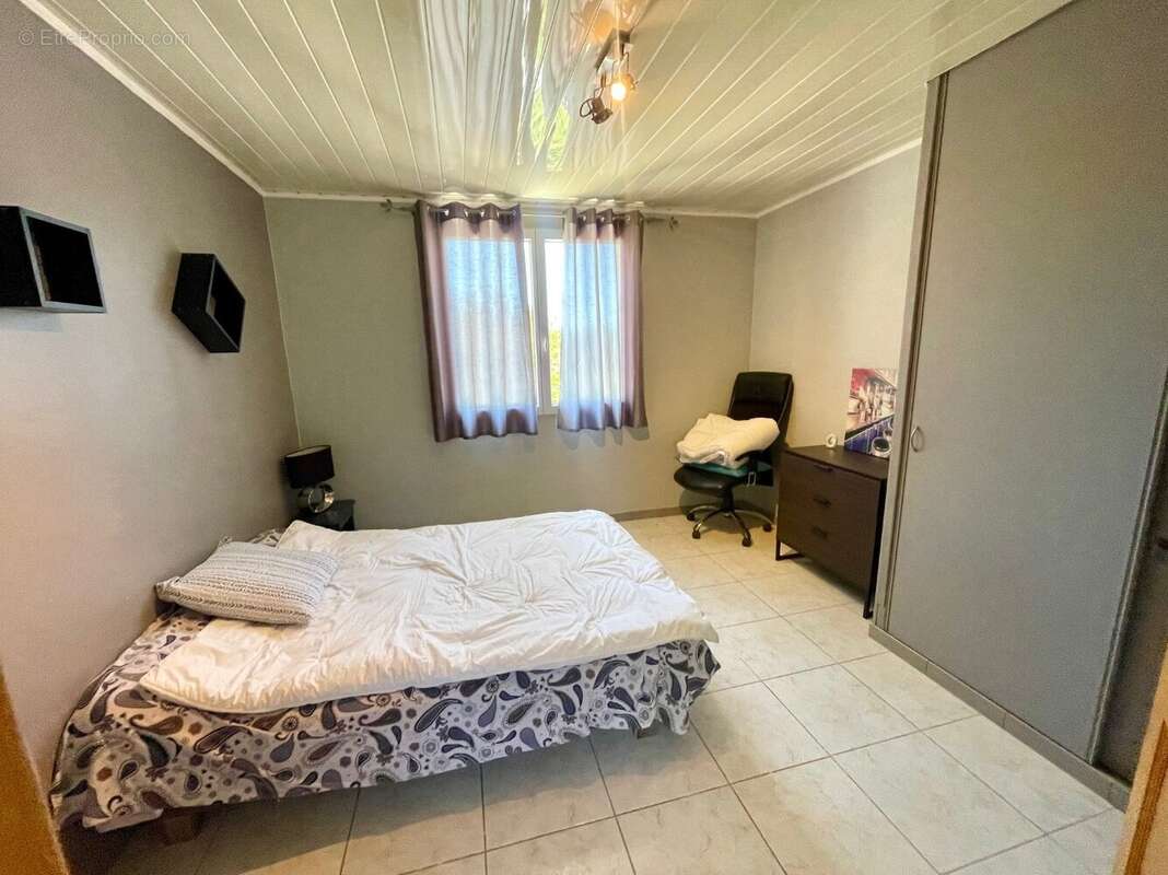 Maison à AYEN